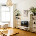 Rent 1 bedroom apartment of 52 m² in Prague