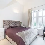 Rent 3 bedroom apartment in London