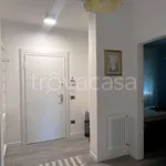 Affitto 3 camera appartamento di 77 m² in Venezia