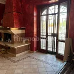 Rent 4 bedroom house of 150 m² in Giugliano in Campania