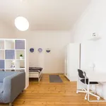 Rent 1 bedroom apartment of 44 m² in Berlin