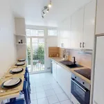 Rent 4 bedroom apartment in Paris