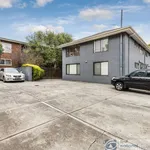 Rent 2 bedroom apartment in Dandenong