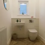 Rent 5 bedroom house in Scotland