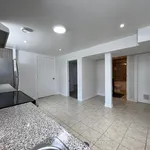 Maison de 753 m² avec 2 chambre(s) en location à Toronto (Maple Leaf)