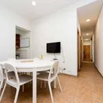 Rent a room of 150 m² in madrid