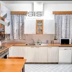 Rent 4 bedroom apartment of 230 m² in Athens