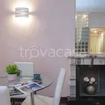 Rent 2 bedroom apartment of 70 m² in Milano