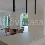 Rent 6 bedroom house of 180 m² in Pietrasanta