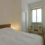 Rent 1 bedroom apartment in milan