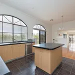 Rent 4 bedroom house in Kallaroo