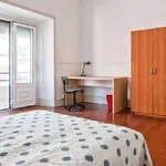 Rent a room in lisbon