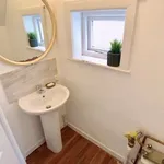 Rent 5 bedroom apartment in Southampton