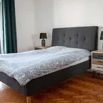 Rent a room in lisbon