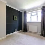 Rent 4 bedroom house in Bagshot