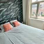 Huur 4 slaapkamer huis van 150 m² in Den Haag