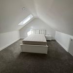 Rent 2 bedroom flat in West Midlands