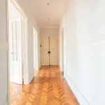 Rent 3 bedroom apartment of 180 m² in Lisbon