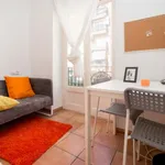 Rent 5 bedroom apartment in Valencia