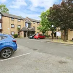 Flat to rent in Jarratt House, St Leonards Road, Windsor SL4