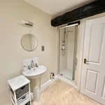 Rent 2 bedroom apartment in Newark