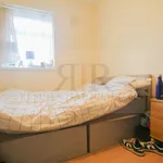 Rent 4 bedroom flat in London