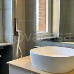 Rent 3 bedroom apartment of 90 m² in Milano