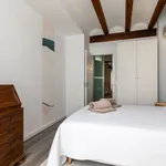 Rent 5 bedroom apartment of 58 m² in Valencia