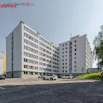 Rent 1 bedroom apartment of 24 m² in Praha