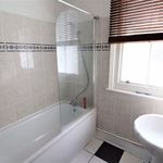 Rent 4 bedroom house in South East England