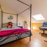 Rent a room in lisbon