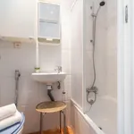 Rent 5 bedroom apartment in Madrid