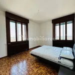 Rent 4 bedroom apartment of 160 m² in Padua