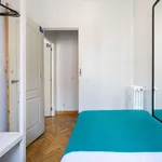 Rent a room of 96 m² in madrid