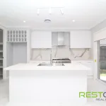 Rent 4 bedroom house in Oran Park