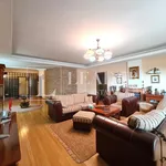 Rent 4 bedroom apartment of 209 m² in Bucuresti