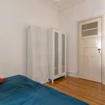 Rent a room in lisbon