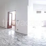 Rent 3 bedroom apartment of 106 m² in Tivoli