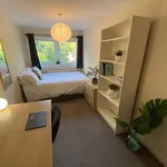 Rent 6 bedroom house in Nottingham