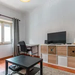 Apartamento T2 em Algés para Arrendar