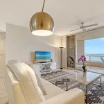 Rent 2 bedroom apartment of 131 m² in Sarasota