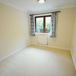 Rent 5 bedroom house in South East England