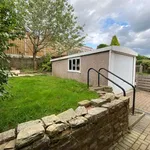 Rent 3 bedroom flat in Yorkshire And The Humber