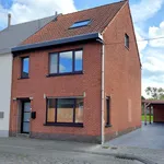 Maison de 146 m² avec 3 chambre(s) en location à Lievegem