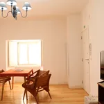 Rent 4 bedroom apartment of 50 m² in Lisboa