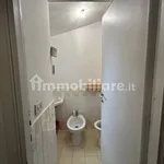 Affitto 3 camera casa di 68 m² in Viterbo