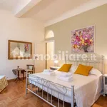 Rent 3 bedroom apartment of 100 m² in Florence