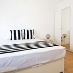 Rent a room of 234 m² in Madrid