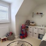 Rent 4 bedroom house in South East England