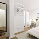 Rent a room in lisbon